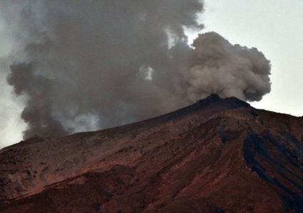 غواتيمالا: حمم بركان "فويغو" تقتل 25 شخصا وتشرد الآلاف