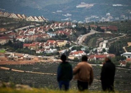 محكمة الاحتلال تناقش شرعنة البؤر الاستيطانية ومصادرة أراضي الفلسطينيين