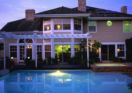 نصائح "لصوص" تحمي بيتك من السرقة أثناء غيابك