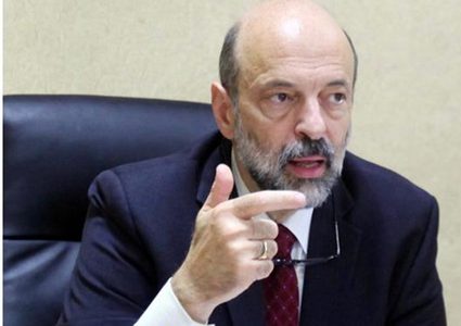 تكليف عمر الرزاز بتشكيل الحكومة الأردنية خلفًا لهاني الملقي