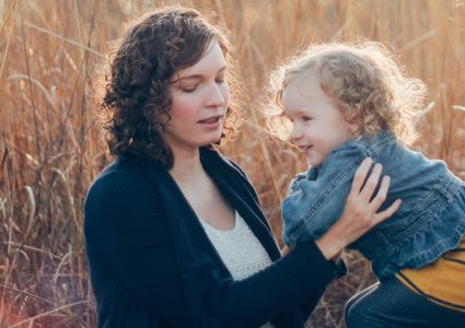 ما هو تأثير إنجاب عدد كبير من الأطفال على صحة الأم ؟