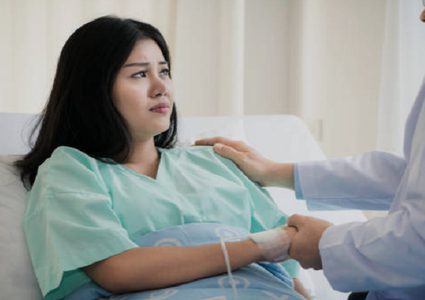 متى يرتفع خطر الإجهاض لدى الحوامل؟