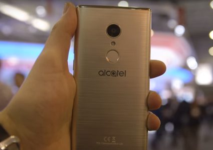 Alcatel تعود للأسواق بهاتف منافس