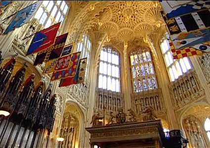 لندن.. كنوز بشرية تفيض من كنيسة "وستمنستر آبي"