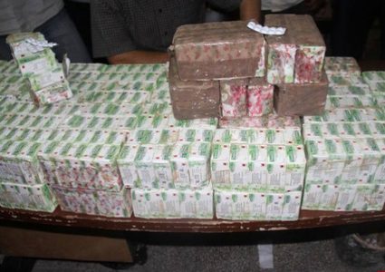 المكافحة تضبط "200" كرتونة من الحبوب المخدرة برفح