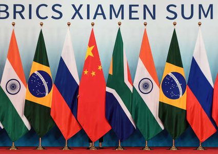 "بريكس" تندد بسياسة واشنطن التجارية