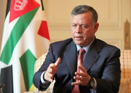 العاهل الأردني يدعو إلى "مراجعة شاملة" لقانون ضريبة الدخل على خلفية الاحتجاجات الشعبية