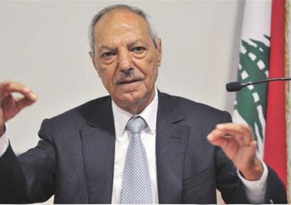 عن التاريخ الذي يُكتب بالدم...