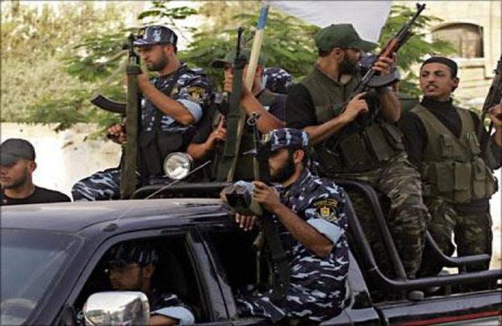 فتح تدين اقتحام حماس لمنزل أمين سر الشرقية واختطافه مع أفراد من عائلته