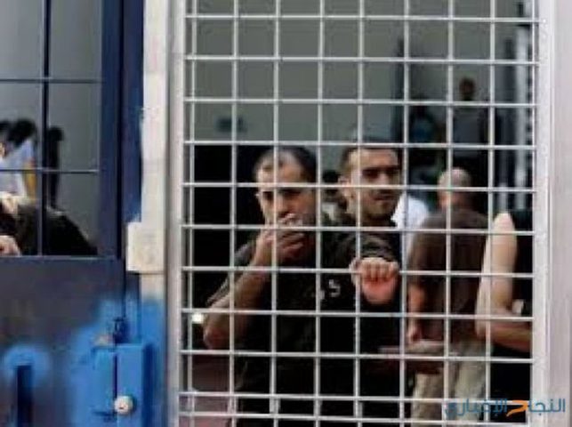 الاحتلال يحكم على أسير  بالسجن لمدة 16 شهراً