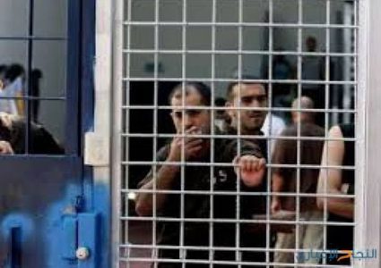 الاحتلال يحكم على أسير  بالسجن لمدة 16 شهراً