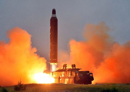 كلينتون: "كنت أستطيع إنهاء برنامج كوريا الشمالية الصاروخي لولا ياسر عرفات"!