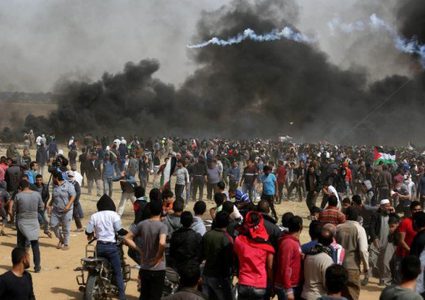 الآلاف يتوافدون للمشاركة في "مليونية القدس" على حدود غزة