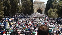 الأوقاف الإسلامية: 280 اأف مصل أدوا صلاة "الجمعة الرابعة" في الأقصى
