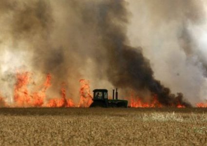 اندلاع حرائق في مستوطنات غلاف غزة بسبب الطائرات الورقية