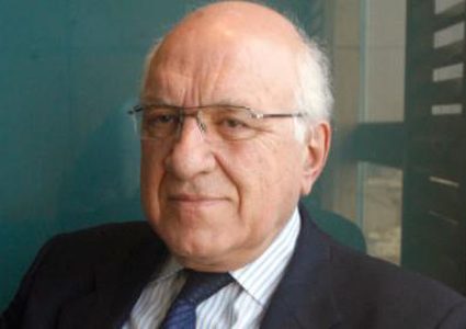 مات أحمد سعيد... لكن الهزيمة لم تمت