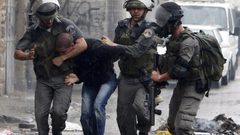 الاحتلال يعتقل طفلاً من كفر قدوم