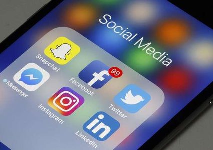 إشعارات فيسبوك تلاحق مستخدمي إنستغرام وتثير غضبهم!