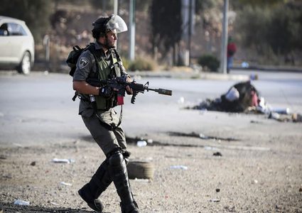 الاحتلال يصيب شاباً شرق بيت لحم