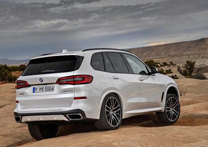 بي إم دبليو تستعرض نسختها الجديدة من "X5" الجبارة