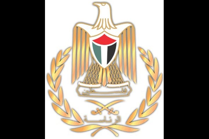 مستشار الرئيس يمنع منح تصاريح للتظاهرات والوقفات في فترة الاعياد