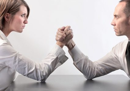 أيهم أشد قوة قلب الرجل أم قلب المرأة ؟