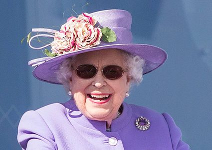 هذا المرض أجبر الملكة إليزابيث على وضع النظارات... ما علاقة ميغان ماركل؟