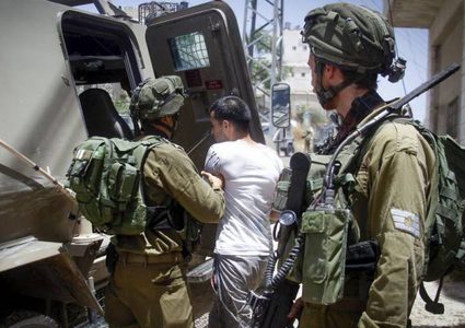 الاحتلال يعتقل شابا بعد الاعتداء عليه بالضرب شرق قلقيلية