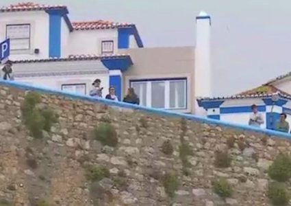 السيلفي يقتل سائحين سقطا من جدار عالٍ في لشبونة