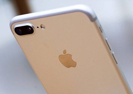 "أبل" تسد منفذ الأمن إلى هواتف "آيفون"