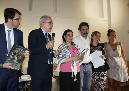 فلسطينية وسعودي يفوزان بمسابقة بريميو فتريوفو الايطالية