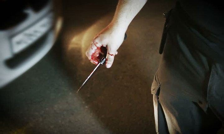 اصابة 5 مواطنين بطعنات ورضوض من بينهم اصابة خطيرة بشجار