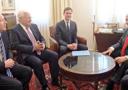 كوشنر وغرينبلات إلى المنطقة لطرح "صفقة القرن"