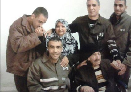 الاحتلال يقرر هدم منزل أم ناصر ابو حميد في مخيم الأمعري