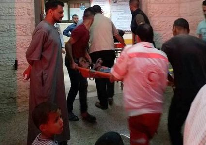 إصابة مواطنين في قصف إسرائيلي لمجموعة من مطلقي الطائرات الورقية شرق البريج