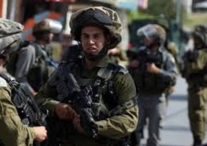 الاحتلال يعتقل شابين مقدسيين