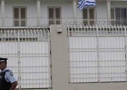 أثينا وسكوبيي توقعان اتفاقا ينهي خلافا استمر 27 عاما حول اسم مقدونيا