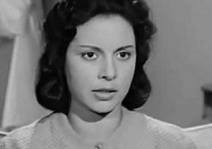 وفاة الممثلة المصرية آمال فريد