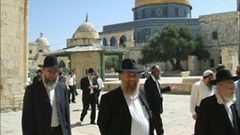 اقتحام 45 مستوطنا للأقصى وسط اجراءات مشددة