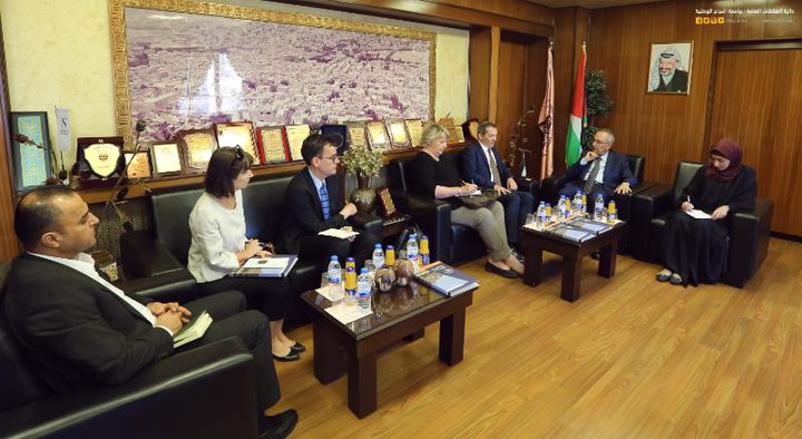 وفد من القنصلية الفرنسية العامة في القدس يزور النجاح لبحث سبل تطوير التعاون المشترك