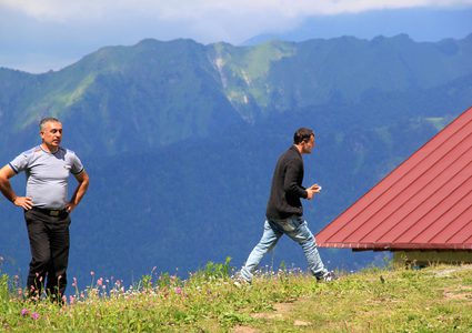 تأثير العيش في المرتفعات على شكل أجسادنا