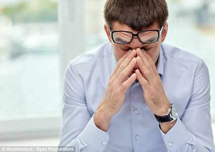 دراسة : الإجهاد يمكن أن يجعلك تفقد بصرك