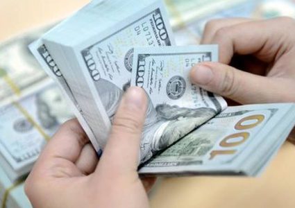 الدولار يتراجع قليلا أمام الشيكل في تعاملات الخميس