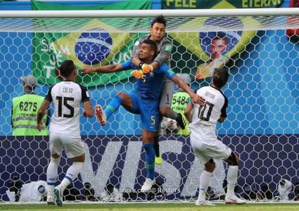 البرازيل تلقي بكوستاريكا خارج المونديل بهدفين نظيفين
