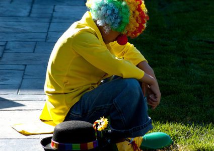 التظاهر باللطف خطر يهدد الصحة