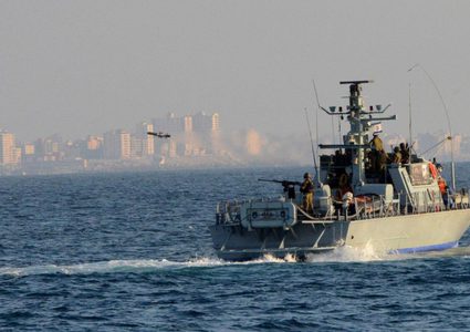 بحرية الاحتلال تعتقل 3 صيادين من عرض بحر غزة