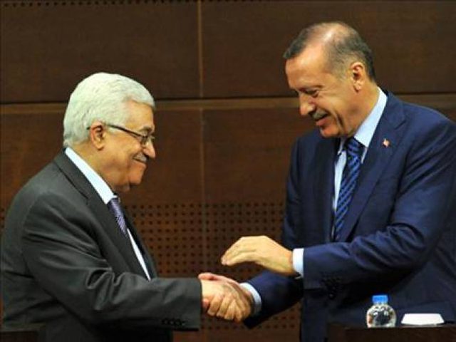 الرئيس يهنئ أردوغان بنجاح العملية الديمقراطية وفوزه بالانتخابات الرئاسية