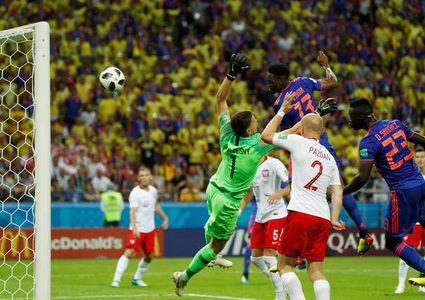 كولومبيا تقسو على بولندا بثلاثة أهداف نظيفة