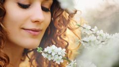 بشرتك مرآة لمشاكلك الداخلية