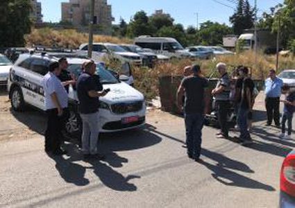 مواطنون يحبطون محاولة للسيطرة على مبنيين بحي الشيخ جراح